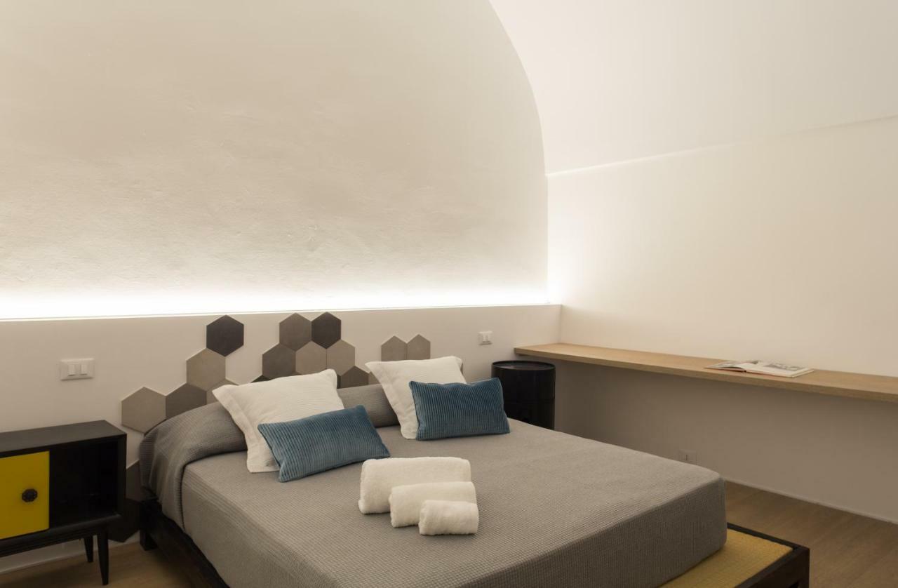 B22 - Comfy Beautiful Loft Apartment Monopoli Exterior photo