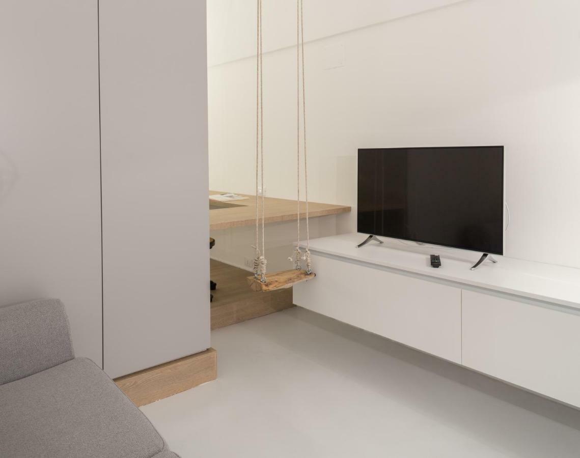 B22 - Comfy Beautiful Loft Apartment Monopoli Exterior photo